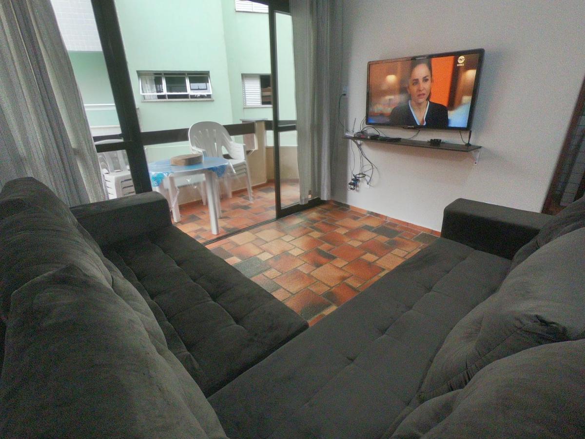 شقة Excelente Localizacao, 400 Metros Da Praia Ar Condicionado E Wi-Fi أوباتوبا المظهر الخارجي الصورة